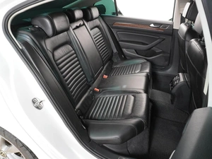 Седан Volkswagen Passat 2015 года, 1479000 рублей, Воронеж