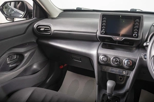 Внедорожник Toyota Yaris Cross 2020 года, 2099000 рублей, Томск