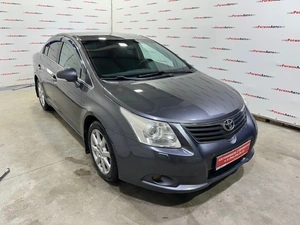 Седан Toyota Avensis 2009 года, 1150000 рублей, Красноярск