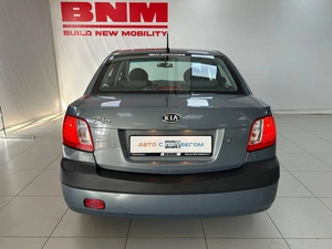 Седан Kia Rio 2007 года, 640000 рублей, Смоленск