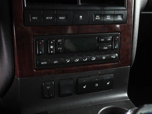 Внедорожник Ford Explorer 2007 года, 993000 рублей, Красный Пахарь
