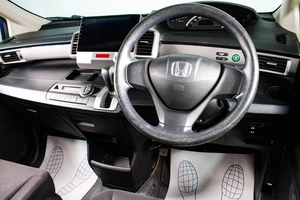 Минивэн Honda Freed 2012 года, 1149000 рублей, Сургут
