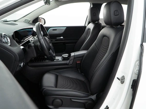 Хетчбэк Mercedes-benz B-класс 2019 года, 1897077 рублей, Москва