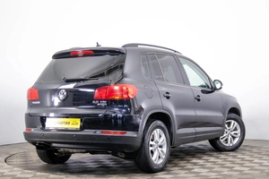 Внедорожник Volkswagen Tiguan 2016 года, 1699000 рублей, Пермь