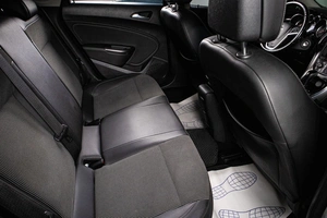 Хетчбэк Opel Astra 2011 года, 619000 рублей, Сургут