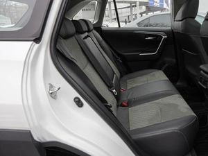 Внедорожник Toyota RAV4 2025 года, 4400000 рублей, Волгоград