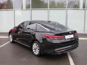 Седан Kia Optima 2018 года, 1915000 рублей, Брянск