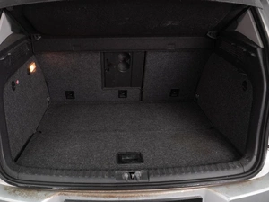 Внедорожник Volkswagen Tiguan 2011 года, 1060000 рублей, Воронеж