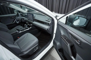 Внедорожник Toyota RAV4 2026 года, 4099000 рублей, Красноярск