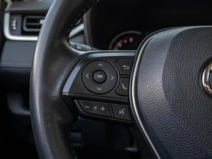 Внедорожник Toyota RAV4 2021 года, 3380000 рублей, Краснодар