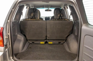 Внедорожник Toyota RAV4 2000 года, 649000 рублей, Барнаул