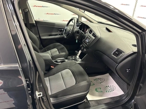 Хетчбэк Kia Ceed 2014 года, 1090000 рублей, Красноярск