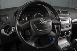 Лифтбек Skoda Octavia 2012 года, 820000 рублей, Омск