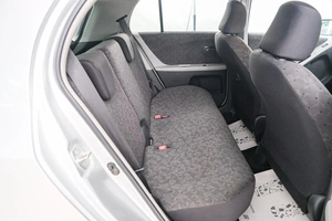 Хетчбэк Toyota Vitz 2010 года, 739000 рублей, Красноярск
