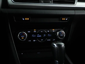 Хетчбэк Mazda 3 2013 года, 1645055 рублей, Москва