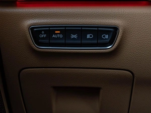 Минивэн Voyah Dream 2023 года, 4930000 рублей, Краснодар