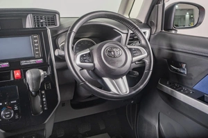 Хетчбэк Toyota Tank 2019 года, 1339000 рублей, Томск