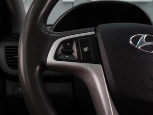 Седан Hyundai Solaris 2014 года, 999000 рублей, Воронеж