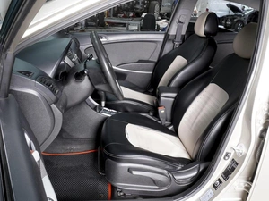 Седан Hyundai Solaris 2011 года, 970000 рублей, Ростов-на-Дону