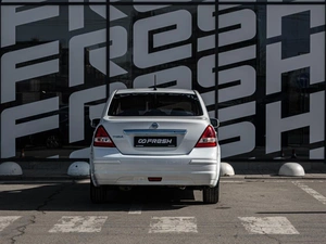 Седан Nissan Tiida 2013 года, 819000 рублей, Краснодар