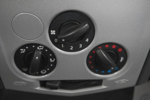 Седан Renault Logan 2006 года, 349000 рублей, Кемерово