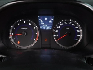 Седан Hyundai Solaris 2012 года, 919000 рублей, Воронеж