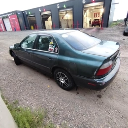 Седан Honda Accord 1996 года, 240000 рублей, Красноярск