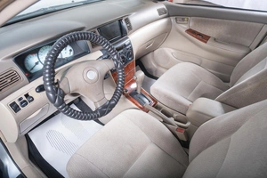 Седан Toyota Corolla 2003 года, 499000 рублей, Томск