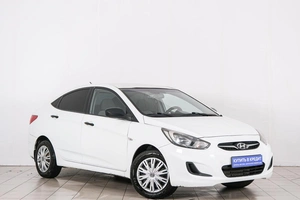 Седан Hyundai Solaris 2011 года, 699000 рублей, Красноярск