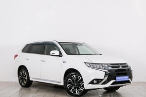 Внедорожник Mitsubishi Outlander 2018 года, 2339000 рублей, Красноярск