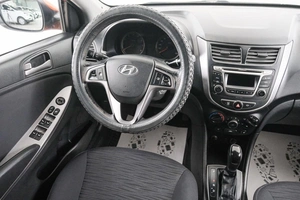 Седан Hyundai Solaris 2014 года, 1149000 рублей, Красноярск
