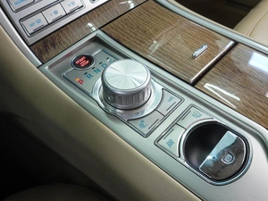 Седан Jaguar XF 2011 года, 1272000 рублей, Воронеж