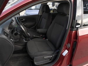 Седан Volkswagen Polo 2013 года, 879000 рублей, Саратов
