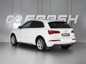 Внедорожник Audi Q5 2018 года, 3199000 рублей, Красный Пахарь