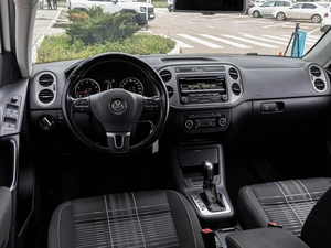 Внедорожник Volkswagen Tiguan 2015 года, 1543000 рублей, Краснодар