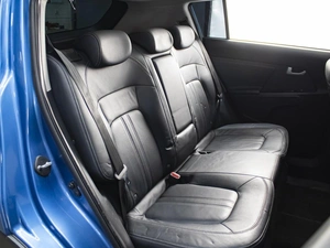 Внедорожник Kia Sportage 2013 года, 1295000 рублей, Омск