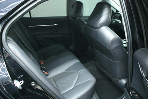 Седан Toyota Camry 2021 года, 3650000 рублей, Красноярск