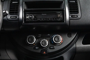 Хетчбэк Nissan Note 2013 года, 809000 рублей, Сургут