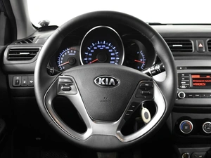 Седан Kia Rio 2015 года, 949900 рублей, Казань