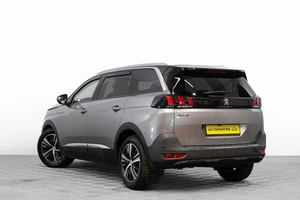 Внедорожник Peugeot 5008 2020 года, 2189000 рублей, Барнаул