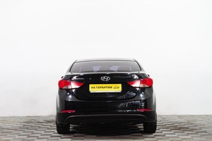 Седан Hyundai Elantra 2014 года, 979000 рублей, Сургут