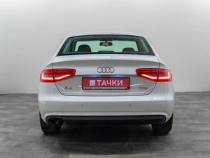 Седан Audi A4 2012 года, 1450000 рублей, Красноярск