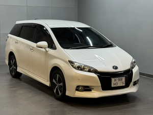 Минивэн Toyota Wish 2014 года, 1817000 рублей, Красноярск