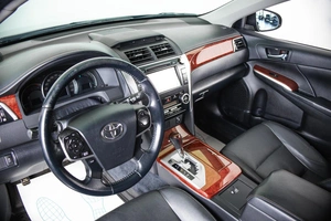 Седан Toyota Camry 2013 года, 1819000 рублей, Пермь