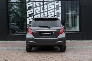 Хетчбэк Toyota Vitz 2015 года, 939000 рублей, Ульяновск