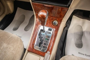 Седан Toyota Corolla 2001 года, 589000 рублей, Барнаул