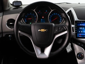 Седан Chevrolet Cruze 2013 года, 899050 рублей, Москва