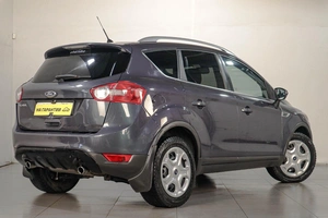 Внедорожник Ford Kuga 2012 года, 839000 рублей, Челябинск
