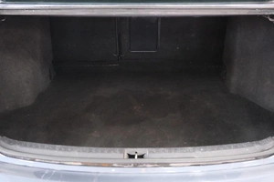 Седан Toyota Avensis 2009 года, 999000 рублей, Омск