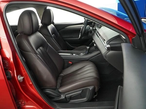 Седан Mazda 6 2019 года, 2420999 рублей, Москва